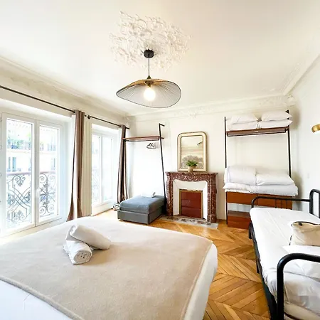 99 - Urban Fabulous 6 Bedrooms Apartment *