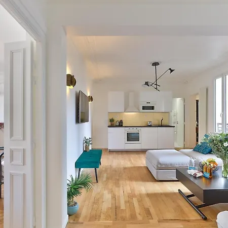 Apartment 99 - Urban Fabulous 6 Bedrooms Paris