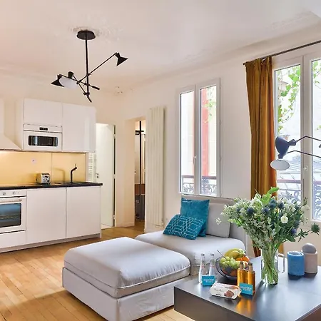Apartment 99 - Urban Fabulous 6 Bedrooms Paris